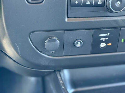 2023 Chevrolet Express 2500