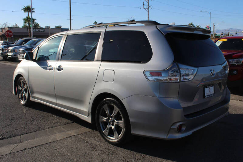2018 Toyota Sienna