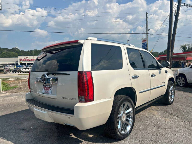 2012 Cadillac Escalade Platinum Edition