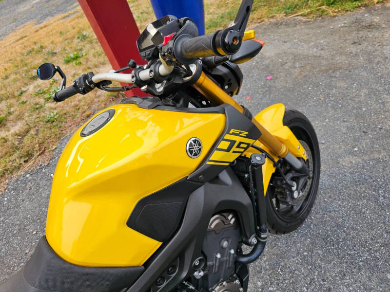 2015 Yamaha FZ 09