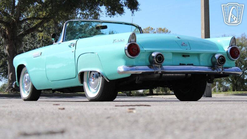 1955 Ford Thunderbird