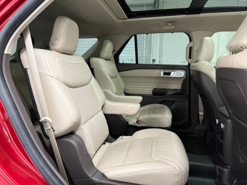 2020 Ford Explorer Platinum