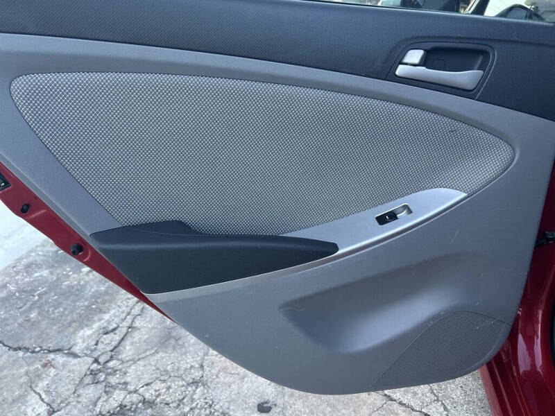 2014 Hyundai Accent GS