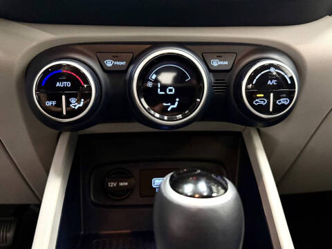 2021 Hyundai Venue Denim
