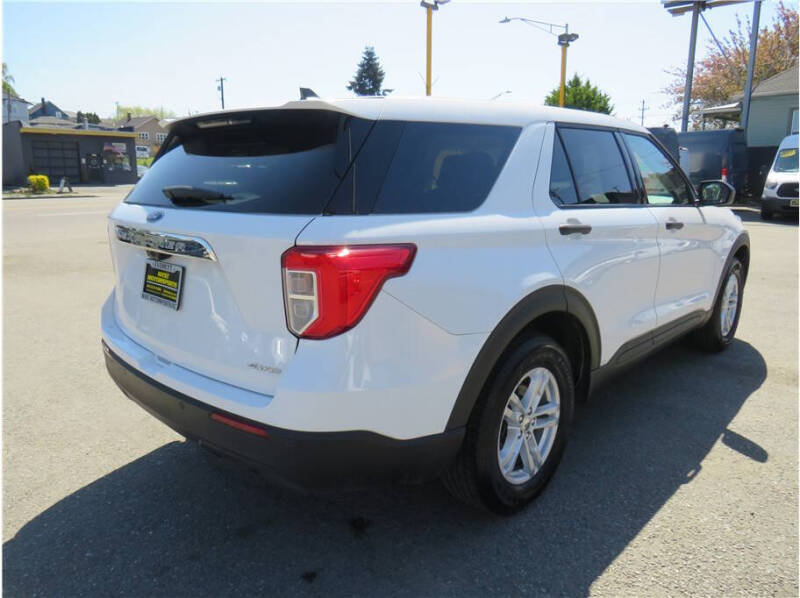 2022 Ford Explorer