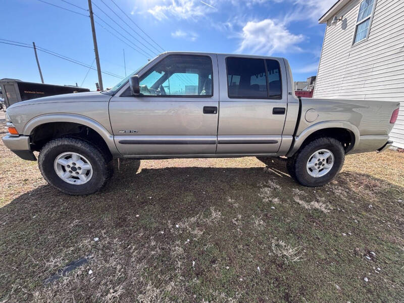 2004 Chevrolet S-10 LS