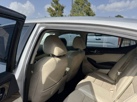 2016 Nissan Maxima Platinum