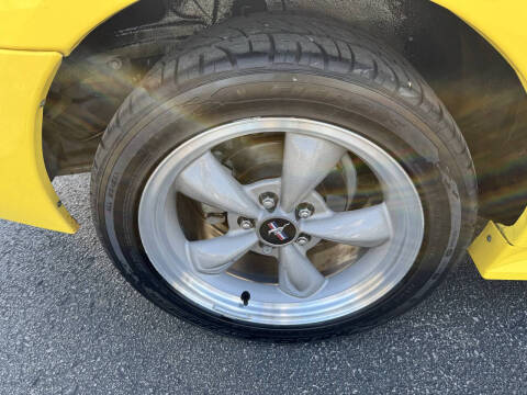 2002 Ford Mustang GT Deluxe