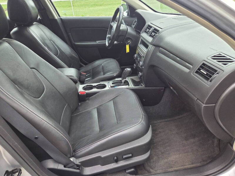 2012 Ford Fusion SEL - Photo 19