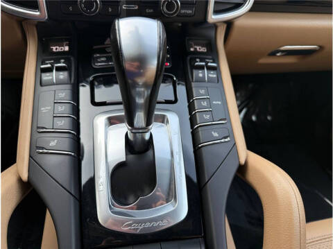 2016 Porsche Cayenne S E-Hybrid