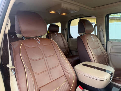 2010 Cadillac Escalade Luxury