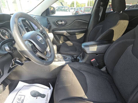 2019 Jeep Cherokee Latitude