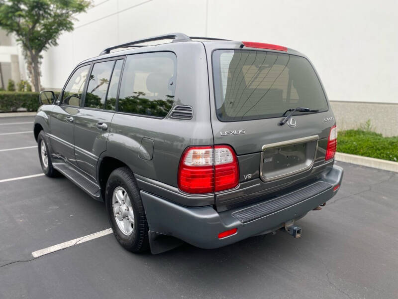 2000 Lexus LX 470