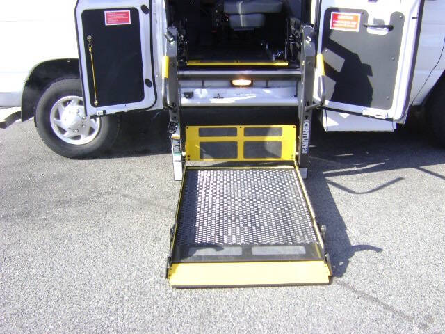 2013 Ford E-Series E-350 SD