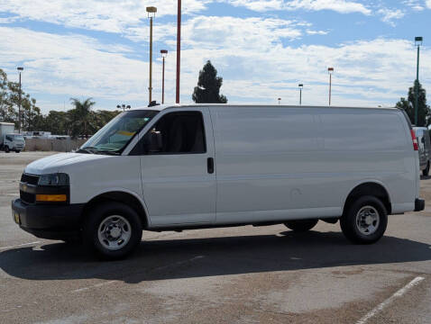 2021 Chevrolet Express 2500