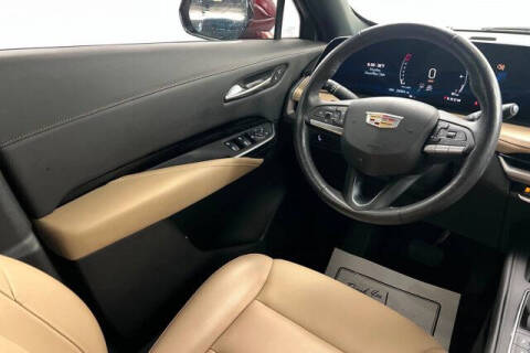 2024 Cadillac XT4 Luxury