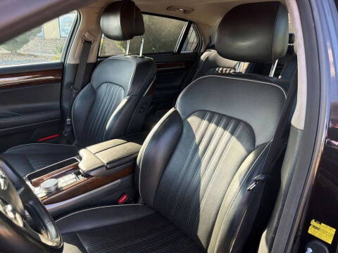 2019 Genesis G90