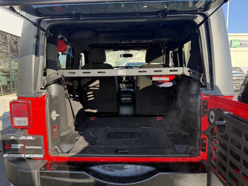 2017 Jeep Wrangler Willys Wheeler