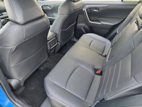 2021 Toyota RAV4 Hybrid XLE Premium