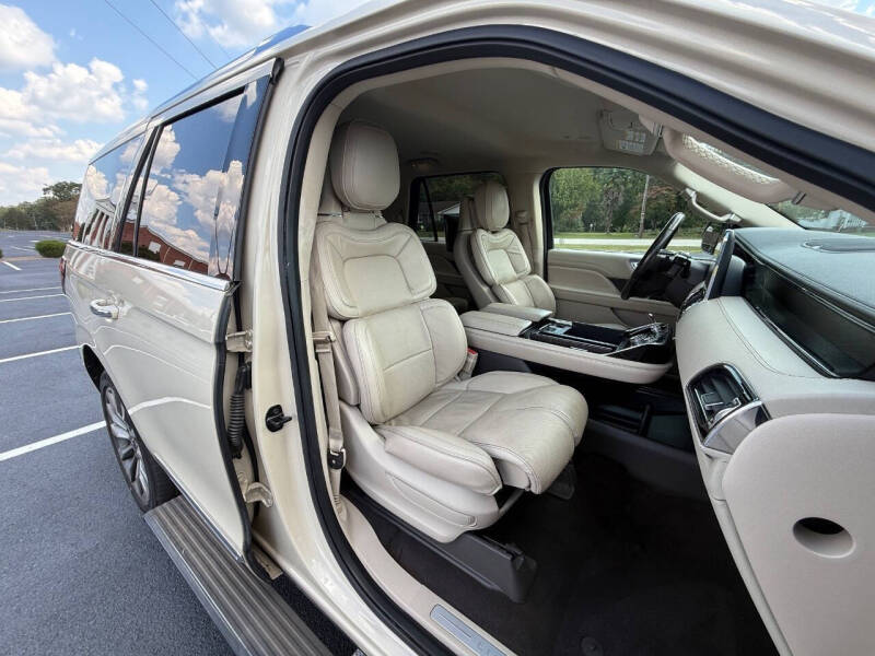 2018 Lincoln Navigator Select