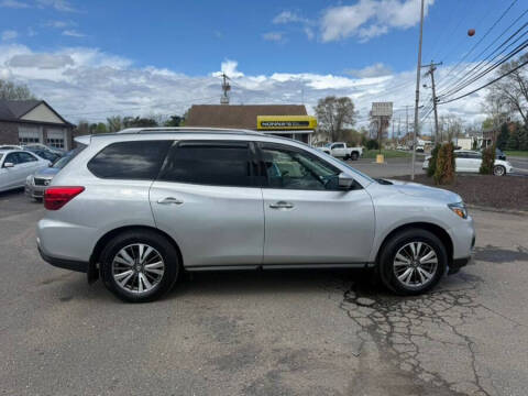 2017 Nissan Pathfinder