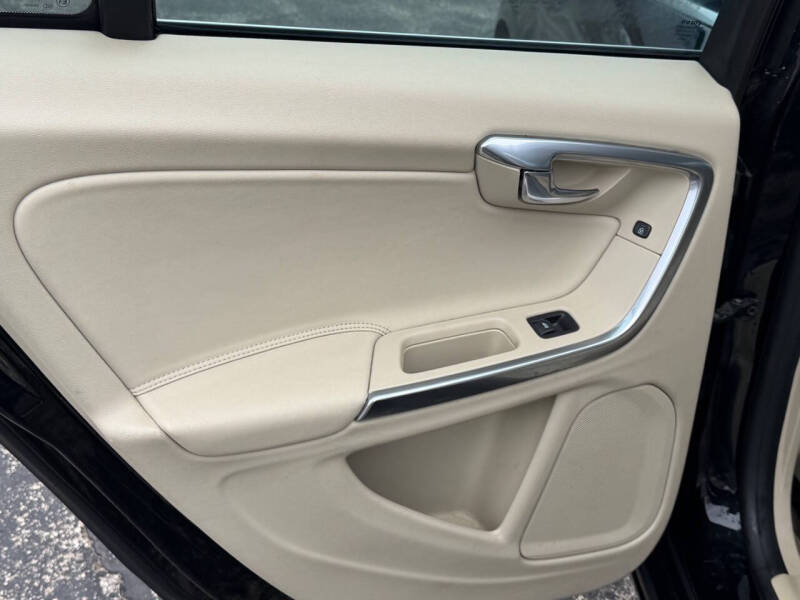 2012 Volvo S60 T5