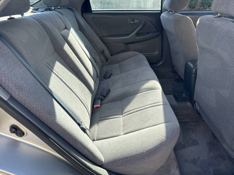 2000 Toyota Camry LE