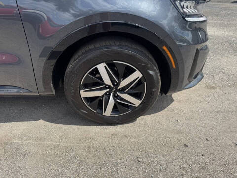 2022 Kia Sorento S