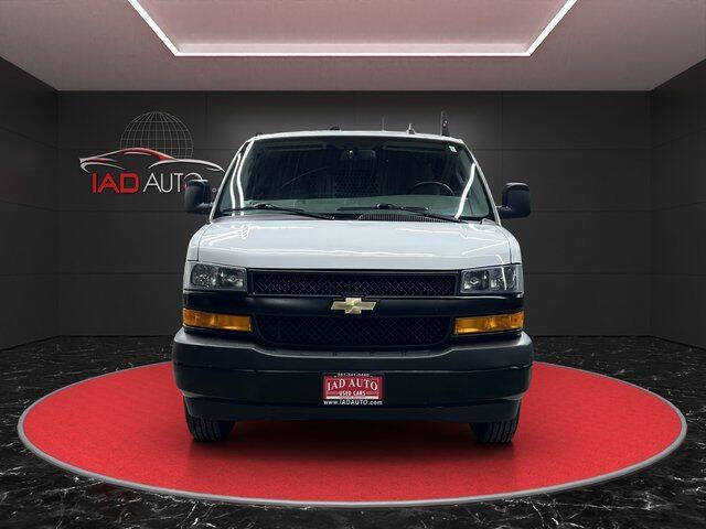 2023 Chevrolet Express 2500