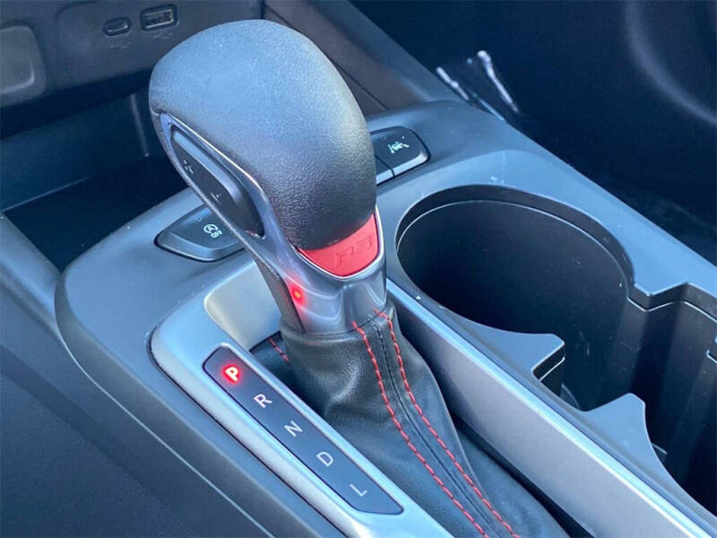 2025 Chevrolet Trax RS