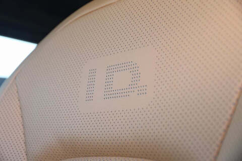 2025 Volkswagen ID. Buzz Pro S