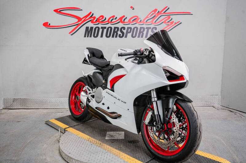 2021 Ducati Panigale V2