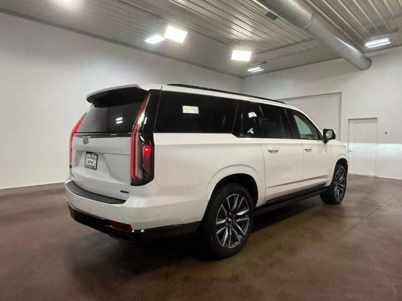 2021 Cadillac Escalade ESV Sport Platinum