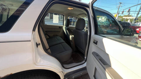 2010 Ford Escape XLS