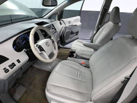 2014 Toyota Sienna