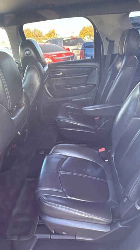 2016 GMC Acadia SLT-1