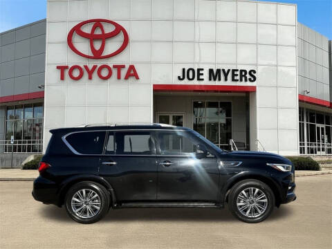 2022 Infiniti QX80 Luxe