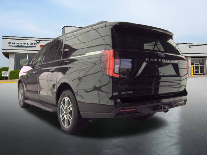 2025 Ford Expedition MAX Active