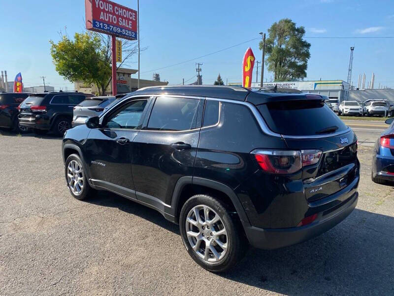 2022 Jeep Compass Latitude Lux