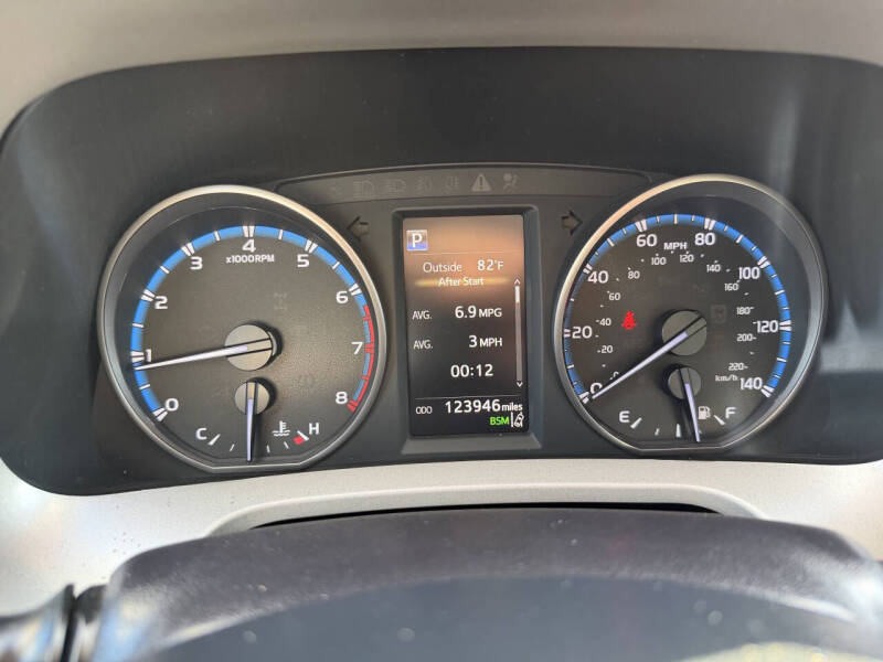 2018 Toyota RAV4 Adventure