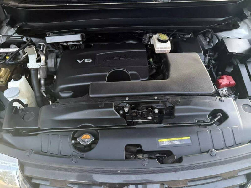 2017 Nissan Pathfinder S