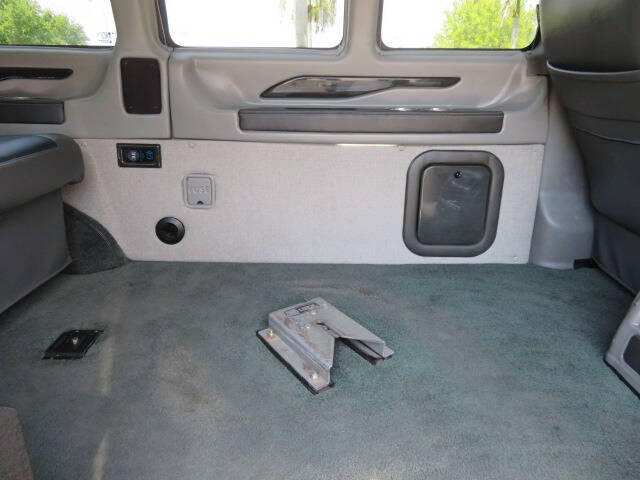 2020 Chevrolet Express 2500