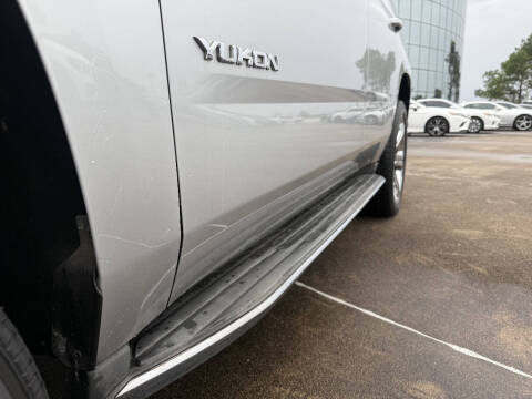 2017 GMC Yukon SLT