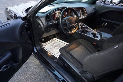 2021 Dodge Challenger SXT