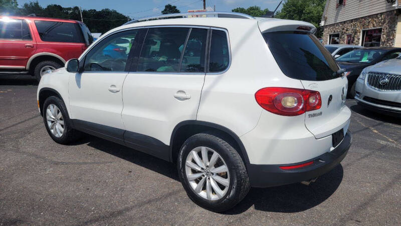 2011 Volkswagen Tiguan SE 4Motion