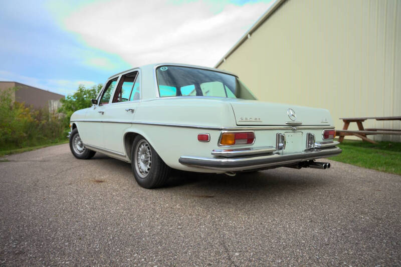 1972 Mercedes-Benz 280-Class