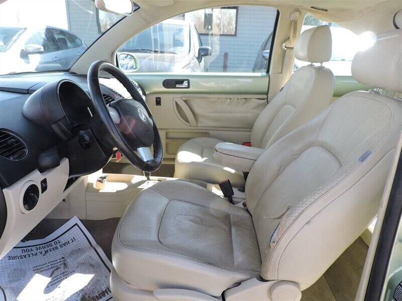 2006 Volkswagen New Beetle 2.5