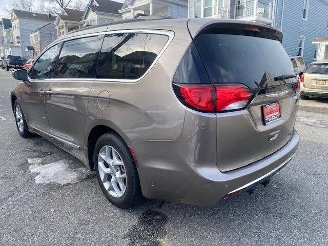 2017 Chrysler Pacifica