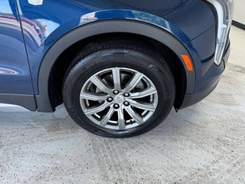 2019 Cadillac XT4 Premium Luxury