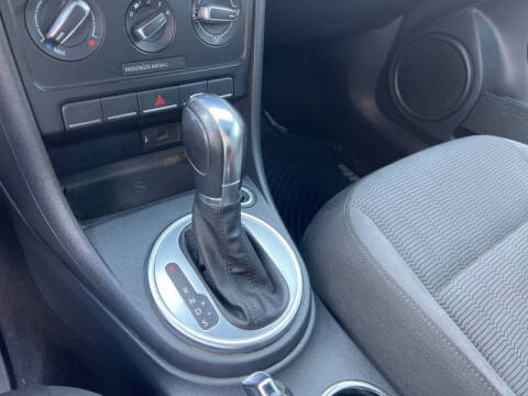 2016 Volkswagen Beetle 1.8T S